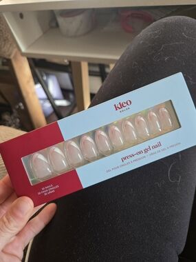 Kleo Press On Nails- Etoile De Ballet